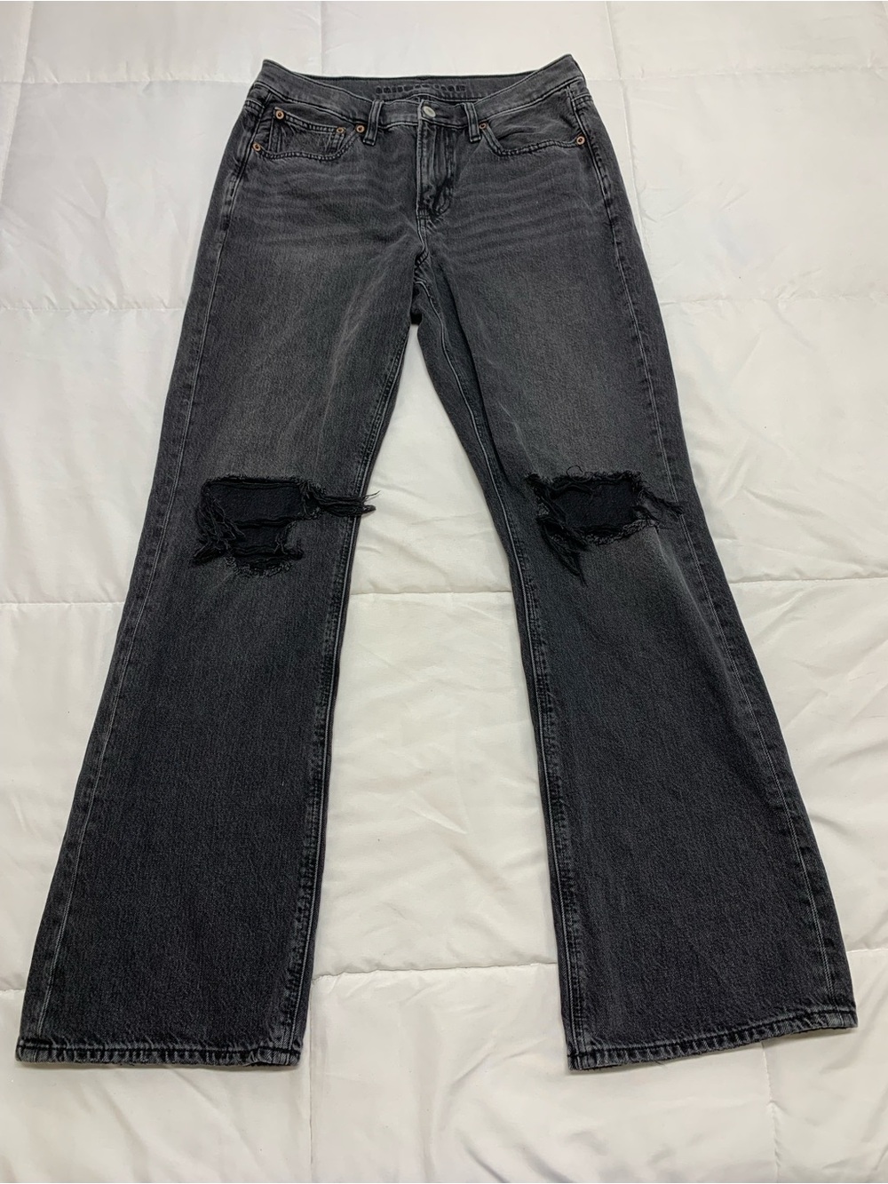 Pre-love American Eagle jeans size 6